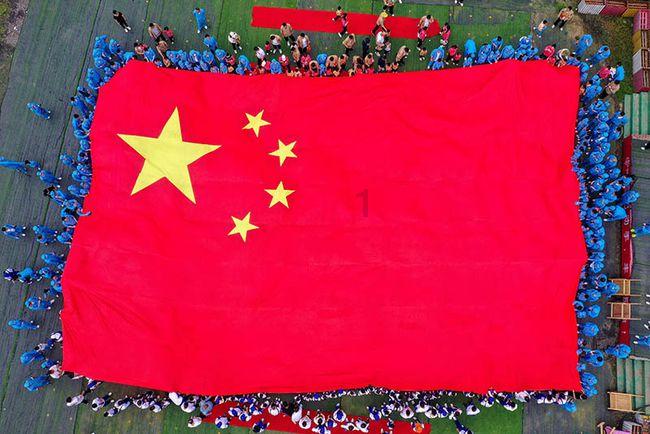 省政协委员分组讨论政府工作报告：勇担新使命 谱写新篇章